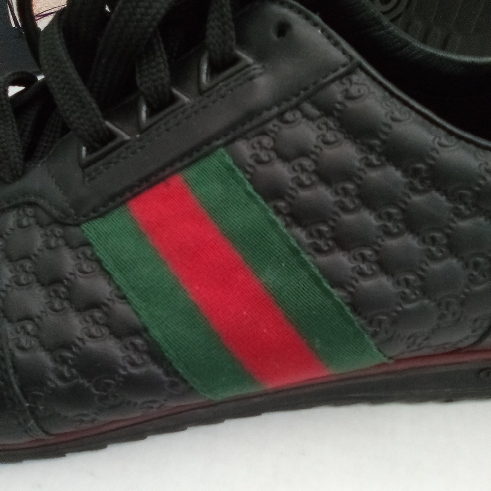 Gucci Black Sneakers with Red and Green Stripes - Picture 2 of 16